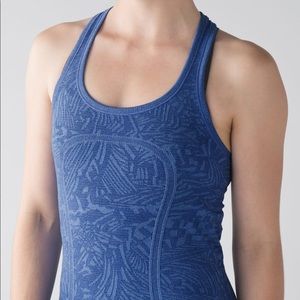 Lululemon Swiftly Tech Tank